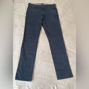 Banana republic men’s Fulton chinos 32x34 -navy blue